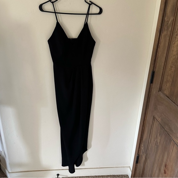 Xscape Flattering Little Black Dress - Picture 3 of 9